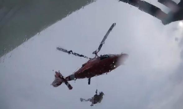 Watch The US Coast Guard Narrowly Rescue 4 People On A Sinking Ship ...