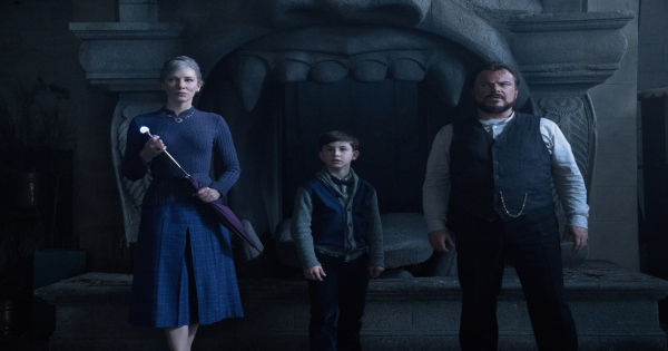 house with a clock in its walls, fantasy, family, adaptation, jack black, cate blanchett, blu-ray, review, universal pictures