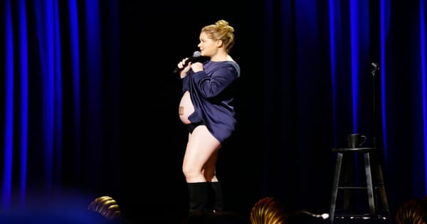 growing, amy schumer, comedian, stand up, special, review, netflix