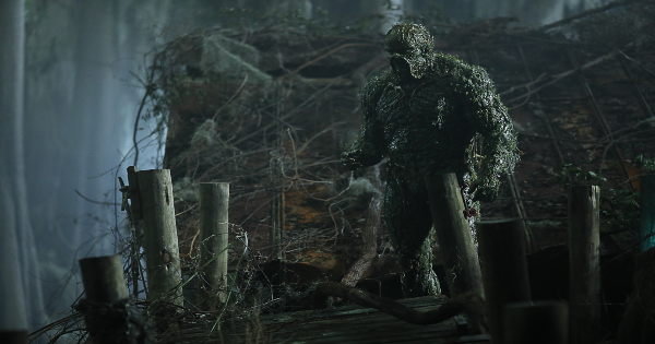 worlds apart, swamp thing, tv show, horror, drama, season 1, review, dc universe, warner bros television