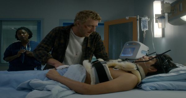 cobra kai, tv show, comedy, drama, action, martial arts, season 3, review, netflix