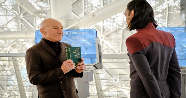 the star gazer, star trek picard, tv show, action, drama, season 2, review, paramount plus