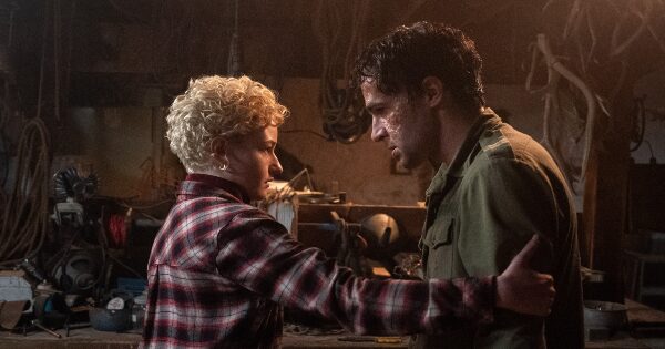 wolf man, horror, remake, Christopher Abbott, julia garner. digital, review, universal pictures home entertainment