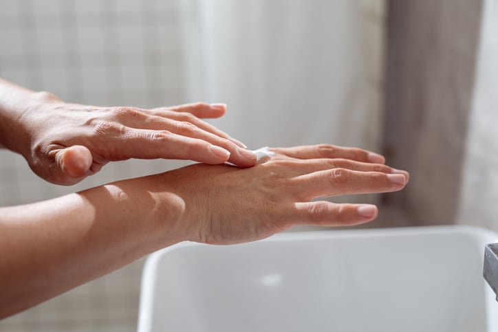 Simple Moisturiser Routine For Tired, Dry Skin