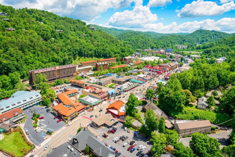 Tips for Hosting a Family Reunion in Gatlinburg