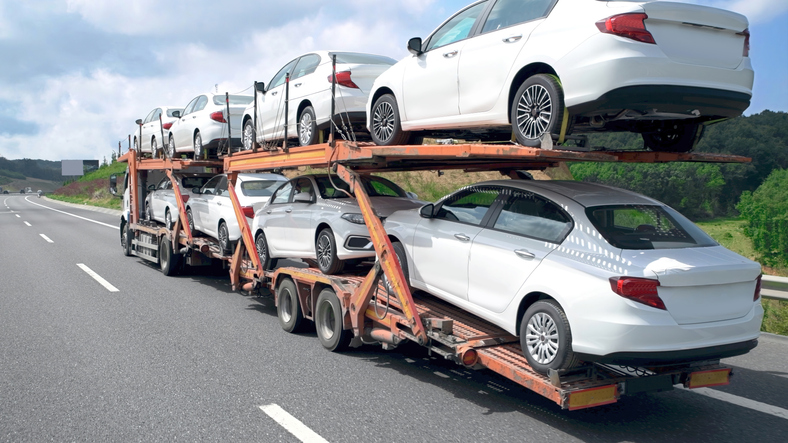 Vehicle Transport Service: How to Move Your Car Between States Without Getting Burned