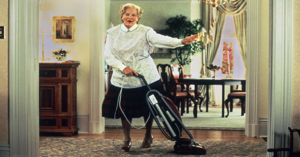 mrs doubtfire, comedy, drama, robin williams, sally field, 4k ultra hd, review, walt disney pictures